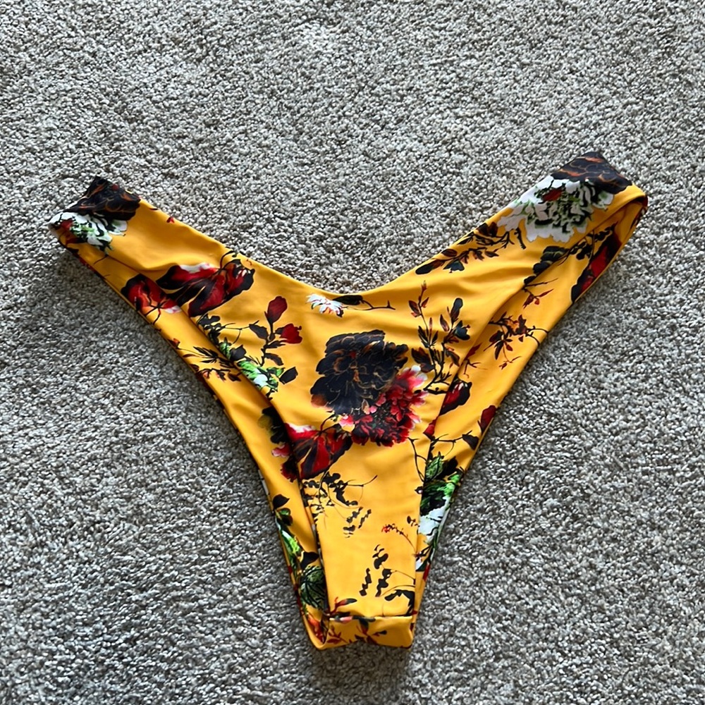 EUC Swim bottoms